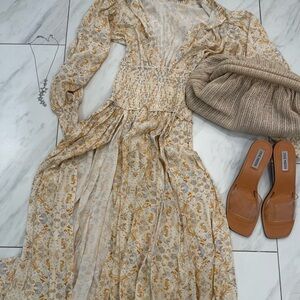 Sexy summer dress! Can be worn as a dress or cover up!